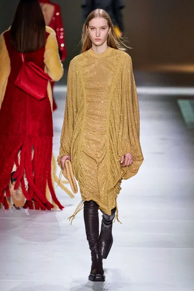 Look 56